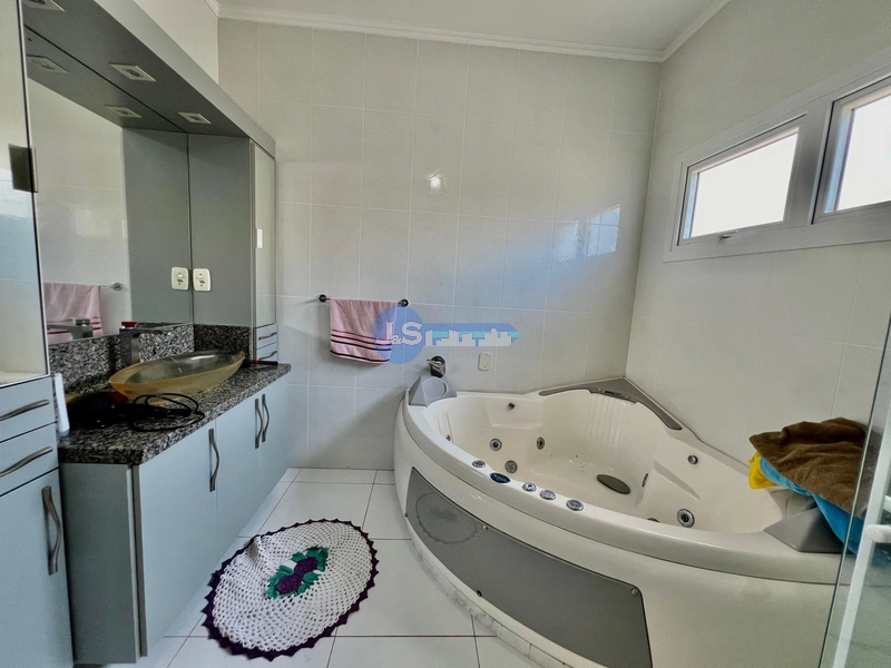 Casa em Atlântida Sul: 38ª foto da galeria de imagens do imóvel