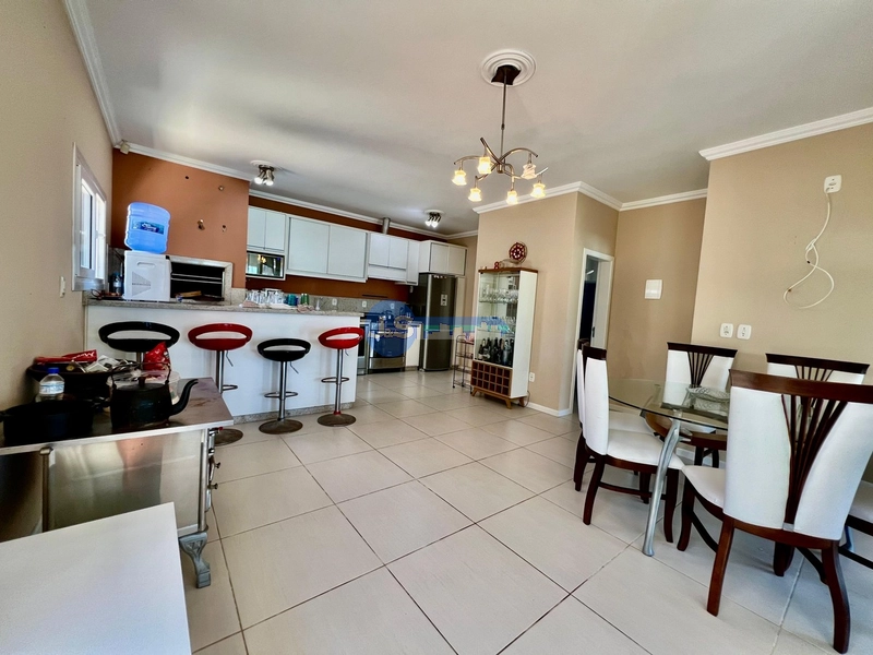 Casa em Atlântida Sul: 20ª foto da galeria de imagens do imóvel