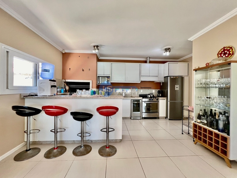 Casa em Atlântida Sul: 29ª foto da galeria de imagens do imóvel