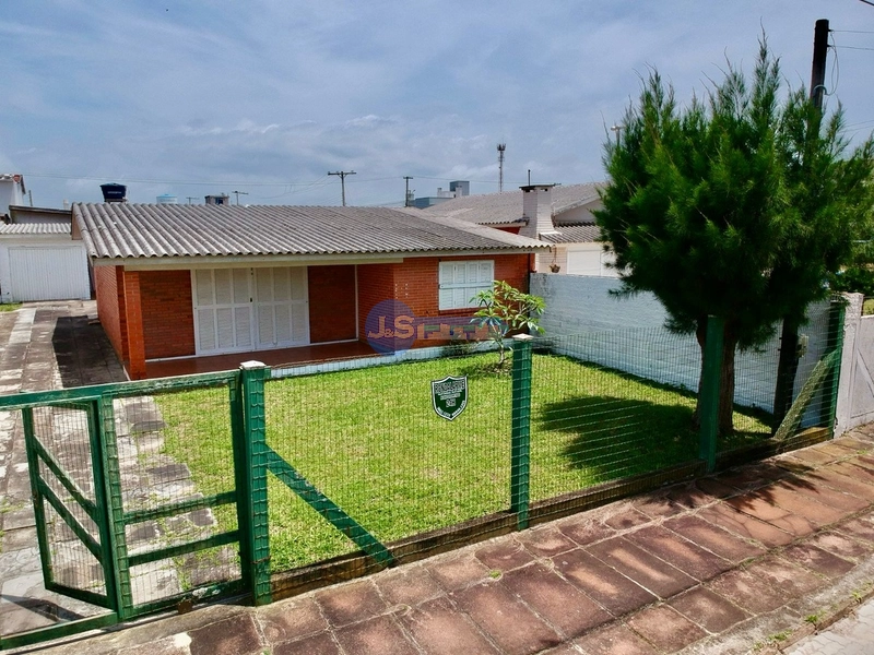 Casa em Rainha do Mar: 3ª foto da galeria de imagens do imóvel