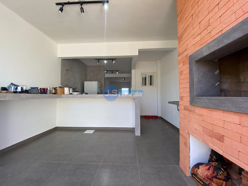 Excelente Duplex em Atlântida Sul: 4ª foto da galeria de imagens do imóvel