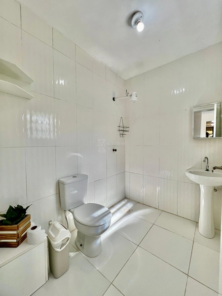 CASA DE PRAIA EM LAJE: 7ª foto da galeria de imagens do imóvel