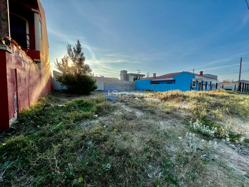 Excelente Terreno Beira Mar: 5ª foto da galeria de imagens do imóvel