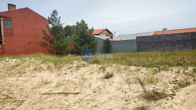 Excelente Terreno Beira Mar: 1ª foto da galeria de imagens do imóvel