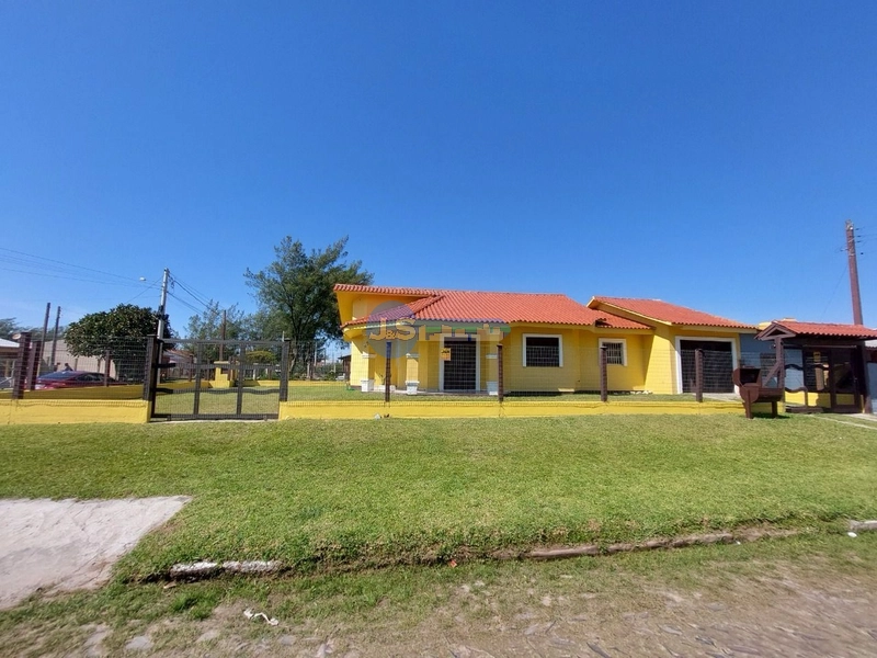 Casa em Mariluz: 4ª foto da galeria de imagens do imóvel