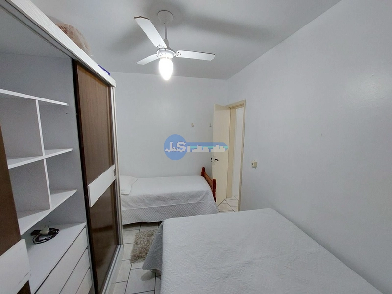Casa em Mariluz: 2ª foto da galeria de imagens do imóvel