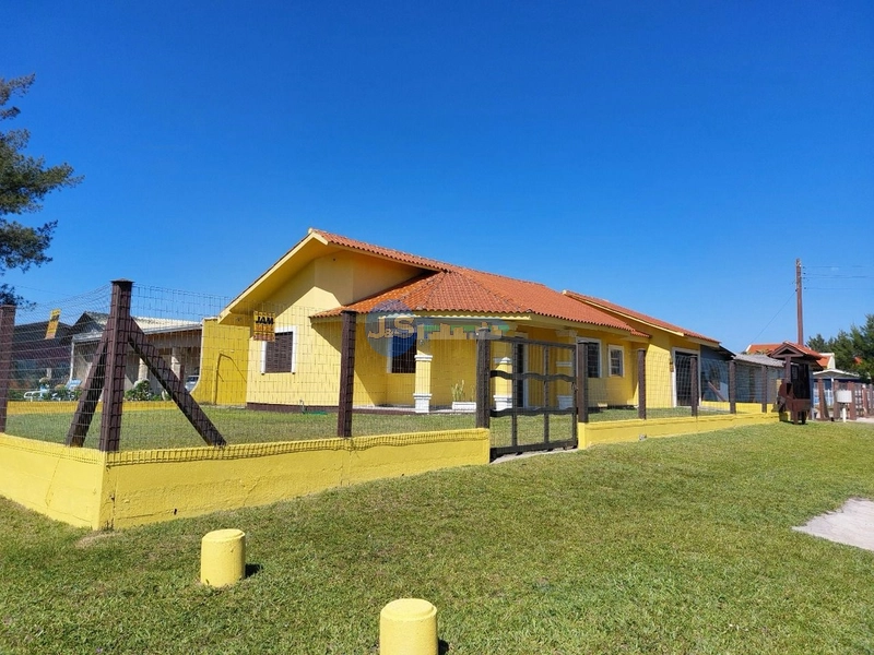 Casa em Mariluz: 1ª foto da galeria de imagens do imóvel