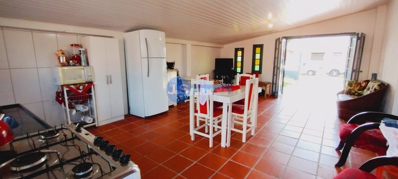 Casa em Atlântida Sul: 24ª foto da galeria de imagens do imóvel