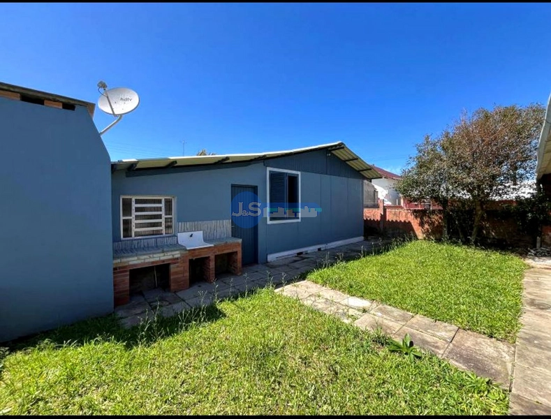 Casa em Atlântida Sul: 6ª foto da galeria de imagens do imóvel