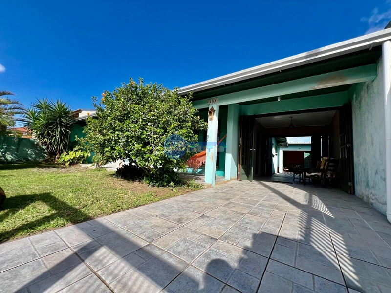 Casa em Atlântida Sul: 30ª foto da galeria de imagens do imóvel