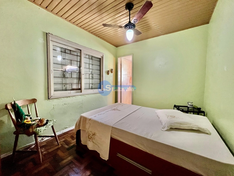 Casa em Atlântida Sul: 4ª foto da galeria de imagens do imóvel