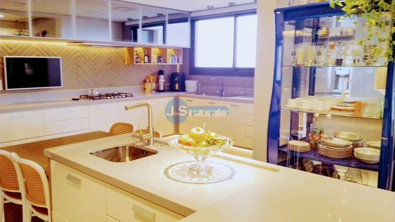Excelente Apartamento 03 Suítes, 04 vagas de garagem, Área Nobre de Ca: 12ª foto da galeria de imagens do imóvel