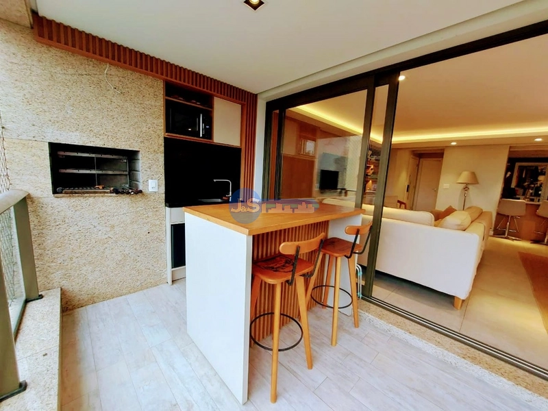 Excelente Apartamento 03 Suítes, 04 vagas de garagem, Área Nobre de Ca: 2ª foto da galeria de imagens do imóvel