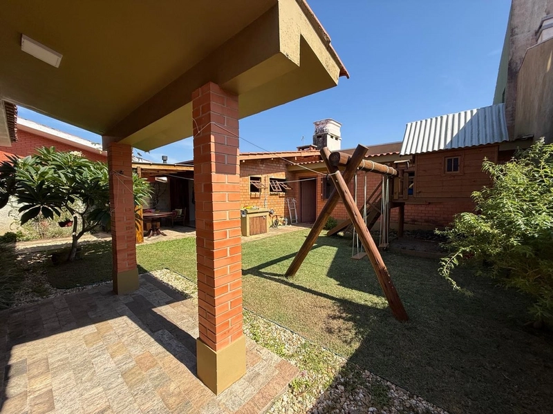 CASA DE PRAIA EM LAJE PRÓXIMO AO MAR: 21ª foto da galeria de imagens do imóvel