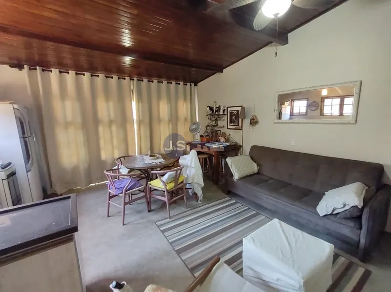 CASA DE PRAIA EM LAJE PRÓXIMO AO MAR: 5ª foto da galeria de imagens do imóvel