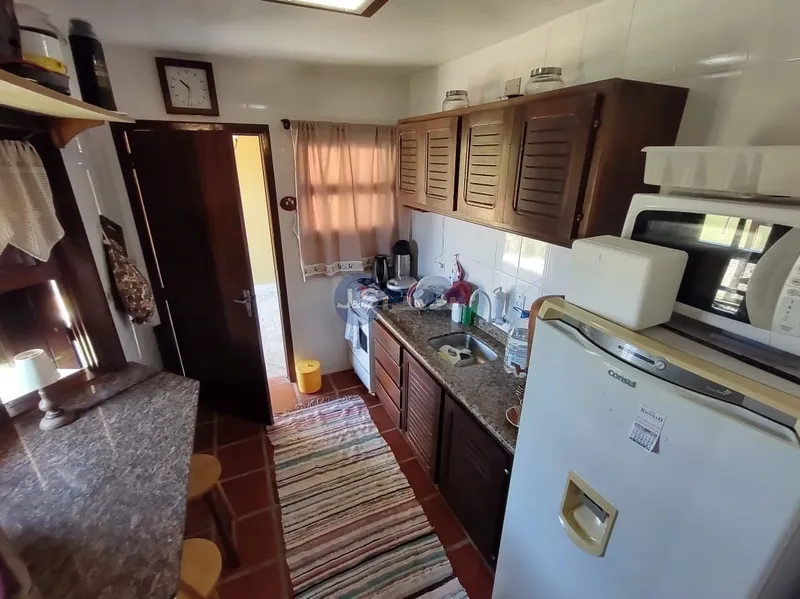 CASA DE PRAIA EM LAJE PRÓXIMO AO MAR: 19ª foto da galeria de imagens do imóvel
