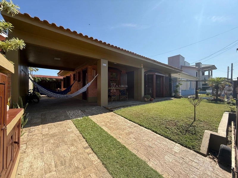 CASA DE PRAIA EM LAJE PRÓXIMO AO MAR: 23ª foto da galeria de imagens do imóvel
