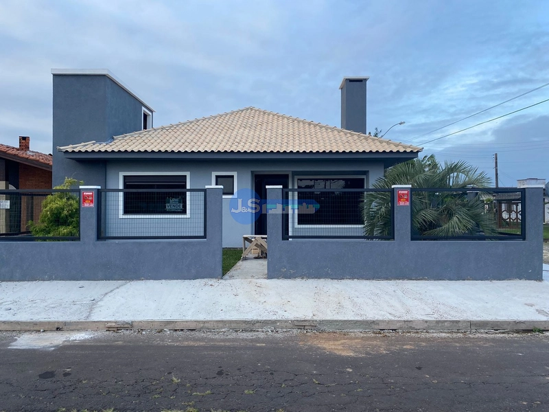 Casa em Lage na Praia de Atlantida Sul: 1ª foto da galeria de imagens do imóvel