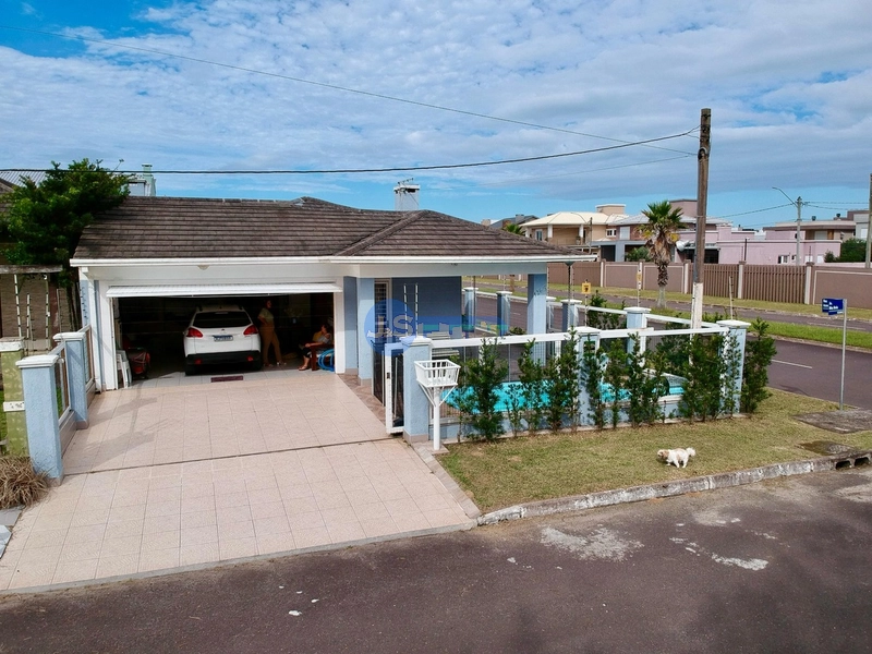BELA CASA DE PRAIA: 3ª foto da galeria de imagens do imóvel