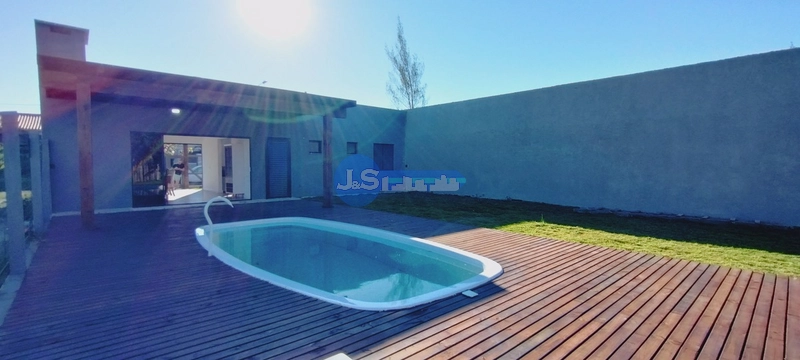 EXCELENTE CASA DE PRAIA COM PISCINA: 2ª foto da galeria de imagens do imóvel