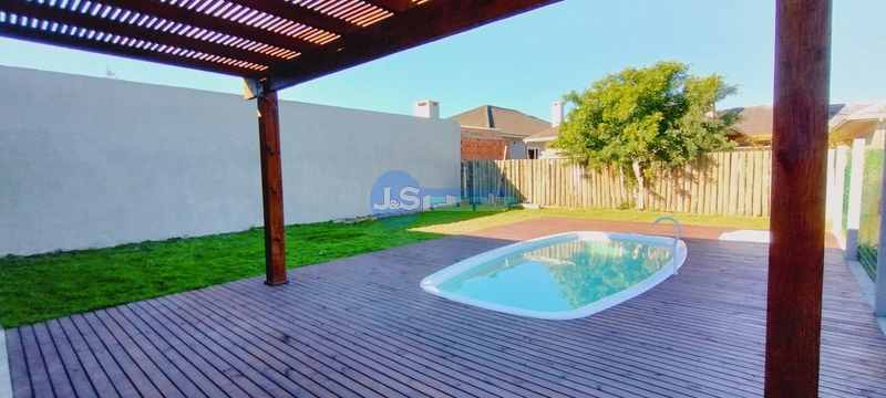 EXCELENTE CASA DE PRAIA COM PISCINA: 4ª foto da galeria de imagens do imóvel