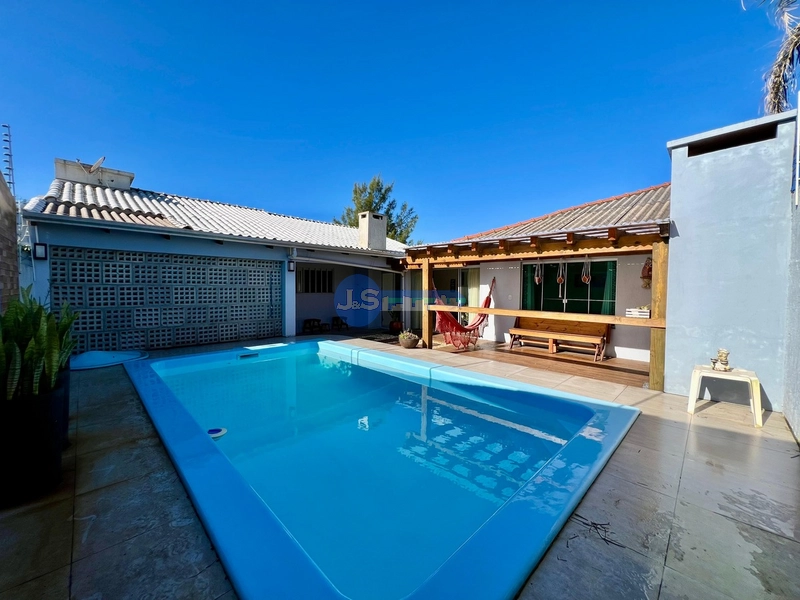 EXELENTE CASA DE PRAIA COM PISCINA: 5ª foto da galeria de imagens do imóvel