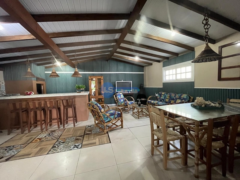 CASA EM REGIÃO DE MORADORES: 8ª foto da galeria de imagens do imóvel