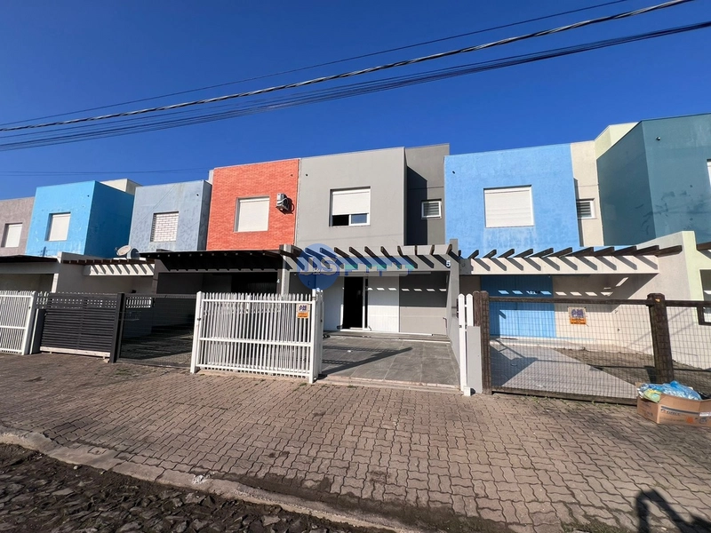 SOBRADO PRÓXIMA AO MAR: 1ª foto da galeria de imagens do imóvel