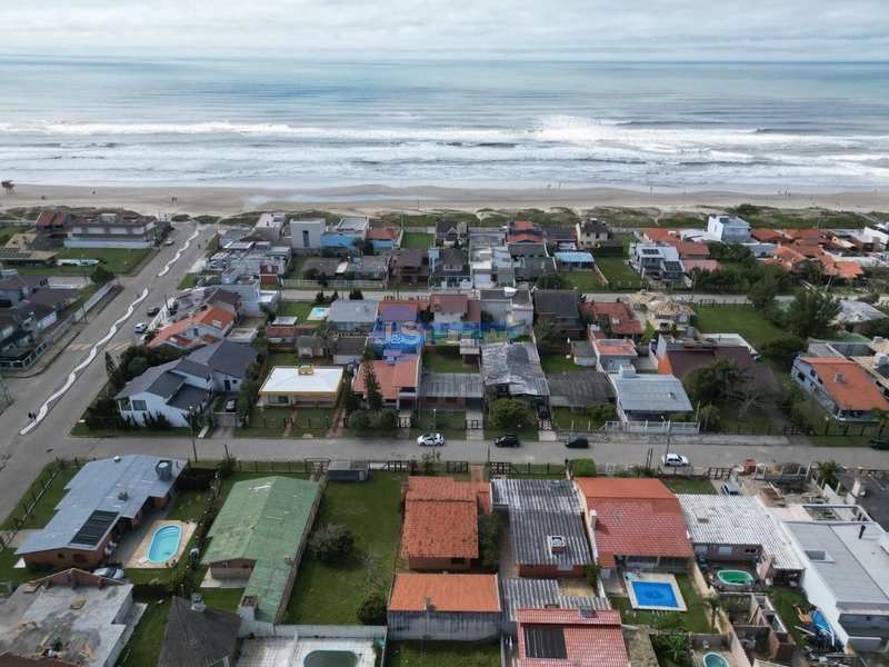 EXCELENTE CASA DE PRAIA: 4ª foto da galeria de imagens do imóvel