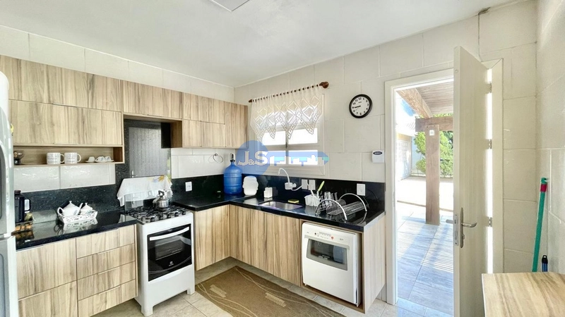 Excelente Casa de Praia com 2 Terrenos: 8ª foto da galeria de imagens do imóvel