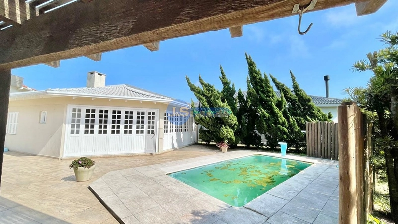 Excelente Casa de Praia com 2 Terrenos: 2ª foto da galeria de imagens do imóvel