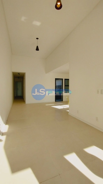 CASA DE PRAIA COM PISCINA: 6ª foto da galeria de imagens do imóvel
