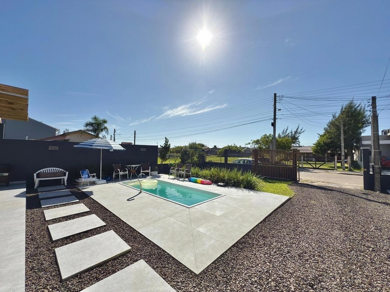 CASA DE PRAIA COM PISCINA: 21ª foto da galeria de imagens do imóvel
