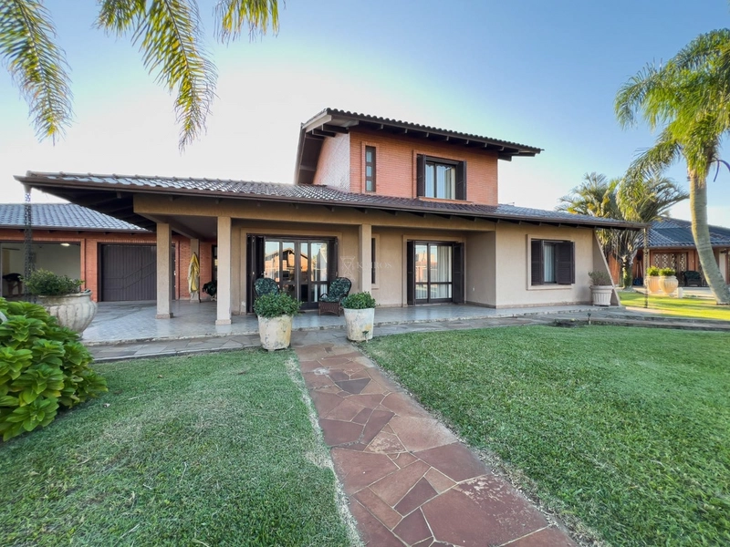 EXCELENTE CASA DE PRAIA COM MUITO ESPAÇO: 1ª foto da galeria de imagens do imóvel