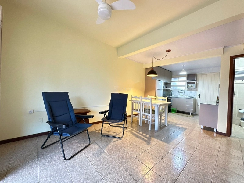 DUPLEX PRÓXIMO AO MAR: 3ª foto da galeria de imagens do imóvel