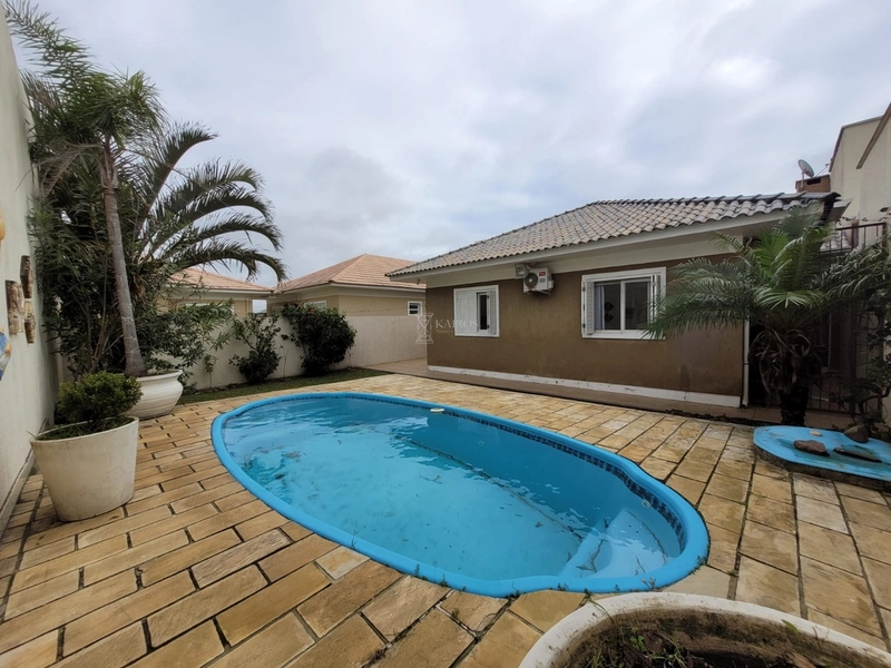 EXCELENTE CASA COM PISCINA: 6ª foto da galeria de imagens do imóvel