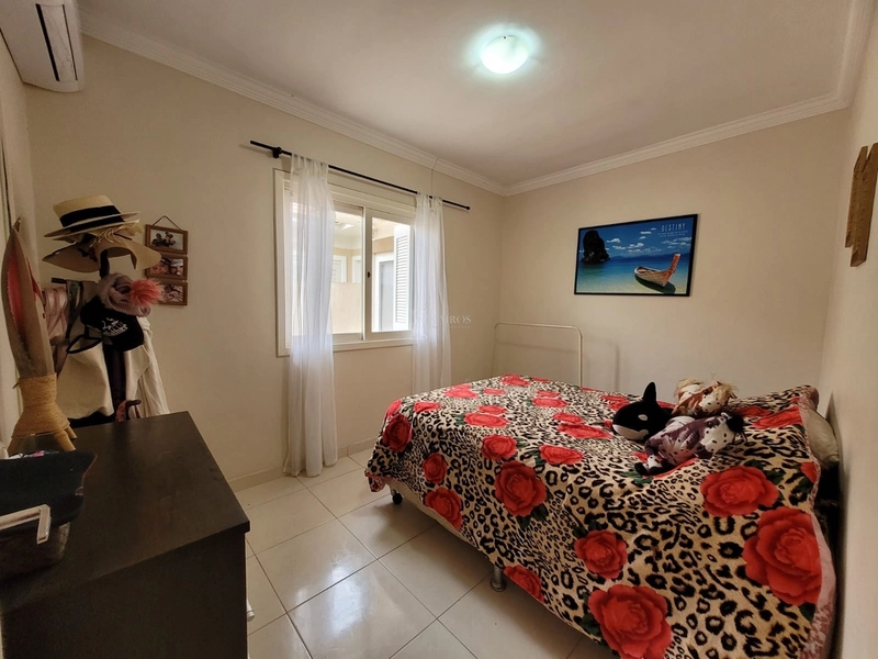 EXCELENTE CASA COM PISCINA: 15ª foto da galeria de imagens do imóvel