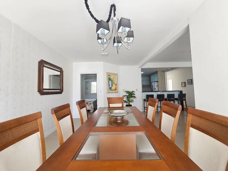 CASA DE PRAIA COM 2 TERRENOS: 9ª foto da galeria de imagens do imóvel