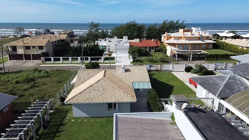 CASA DE PRAIA COM 2 TERRENOS: 19ª foto da galeria de imagens do imóvel