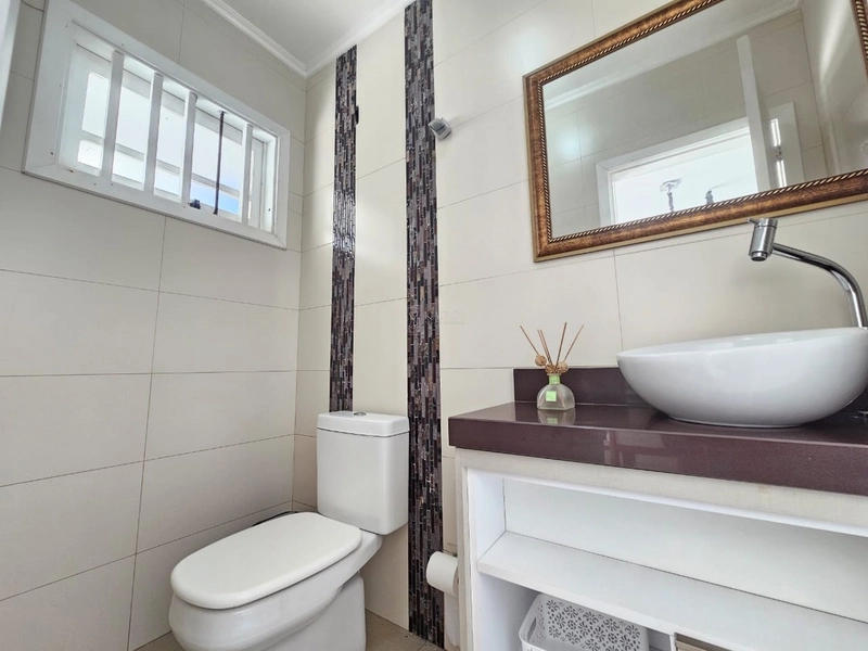 CASA DE PRAIA COM 2 TERRENOS: 8ª foto da galeria de imagens do imóvel
