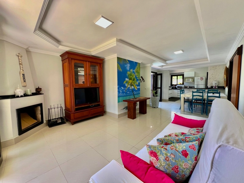 CASA DE PRAIA EM LAJE PERTO DO MAR: 25ª foto da galeria de imagens do imóvel