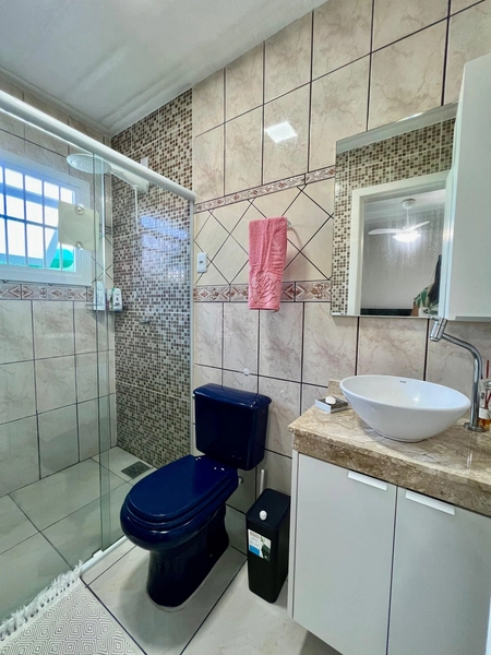 EXCELENTE CASA DE PRAIA PRÓXIMA AO MAR COM PISCINA: 20ª foto da galeria de imagens do imóvel