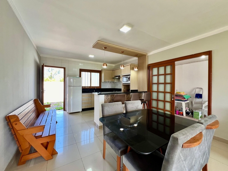 CASA DE PRAIA COM PISCINA: 11ª foto da galeria de imagens do imóvel