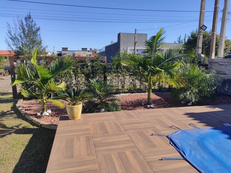 CASA DE PRAIA COM PISCINA: 3ª foto da galeria de imagens do imóvel