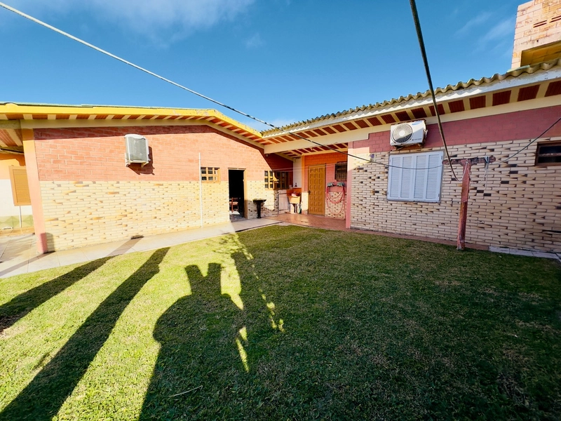 CASA DE PRAIA PROXÍMA AO MAR: 5ª foto da galeria de imagens do imóvel