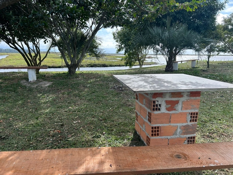 SITIO COM LAGOA: 24ª foto da galeria de imagens do imóvel