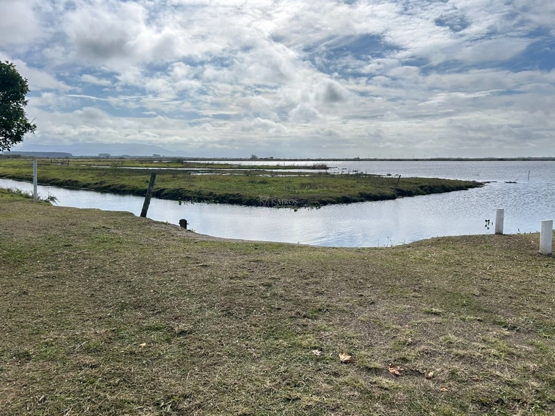 SITIO COM LAGOA: 18ª foto da galeria de imagens do imóvel