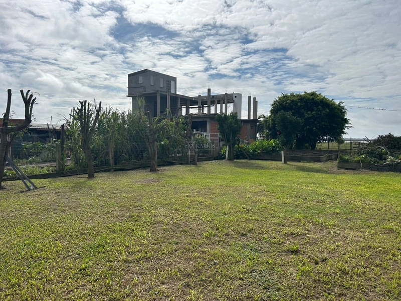 SITIO COM LAGOA: 7ª foto da galeria de imagens do imóvel
