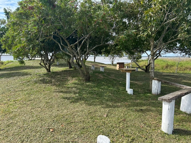 SITIO COM LAGOA: 21ª foto da galeria de imagens do imóvel