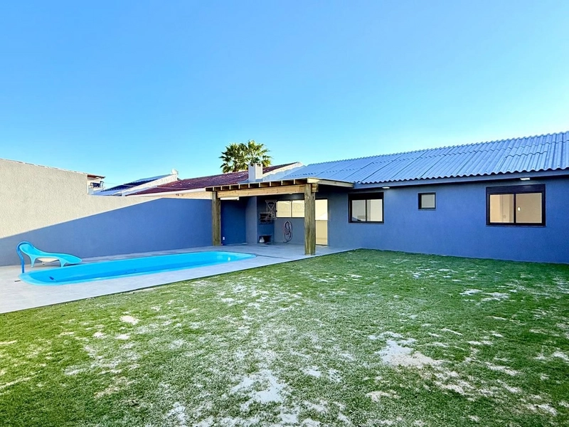 EXCELENTE CASA COM PISCINA: 11ª foto da galeria de imagens do imóvel